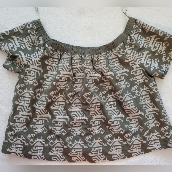 Bundle Only: Skies‎ Are Blue Women  L Green Allover Tribal Embroidery Lined Top - Picture 8 of 8